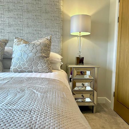Superior Apartment In Cardiff City Centre ภายนอก รูปภาพ
