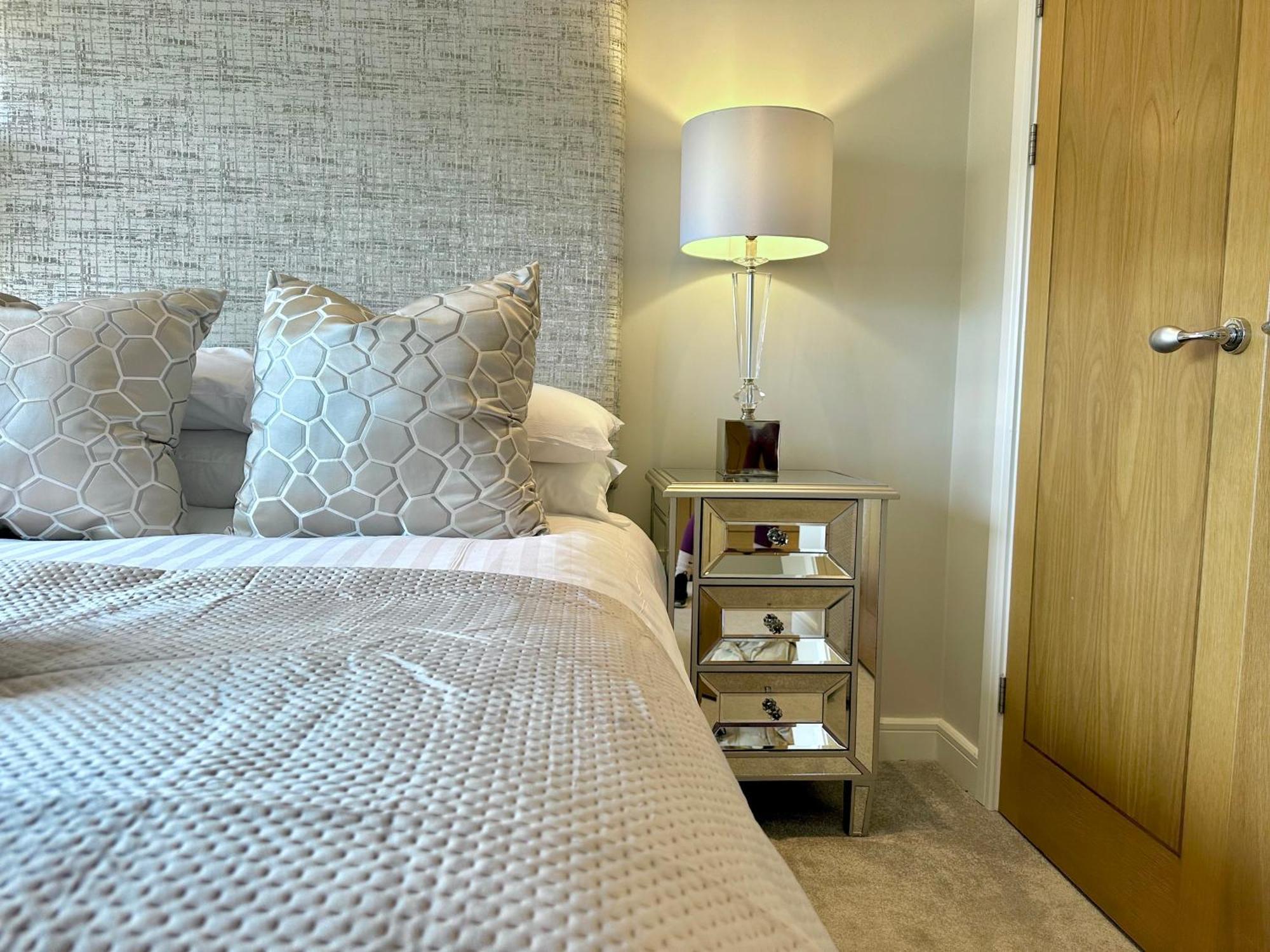 Superior Apartment In Cardiff City Centre ภายนอก รูปภาพ